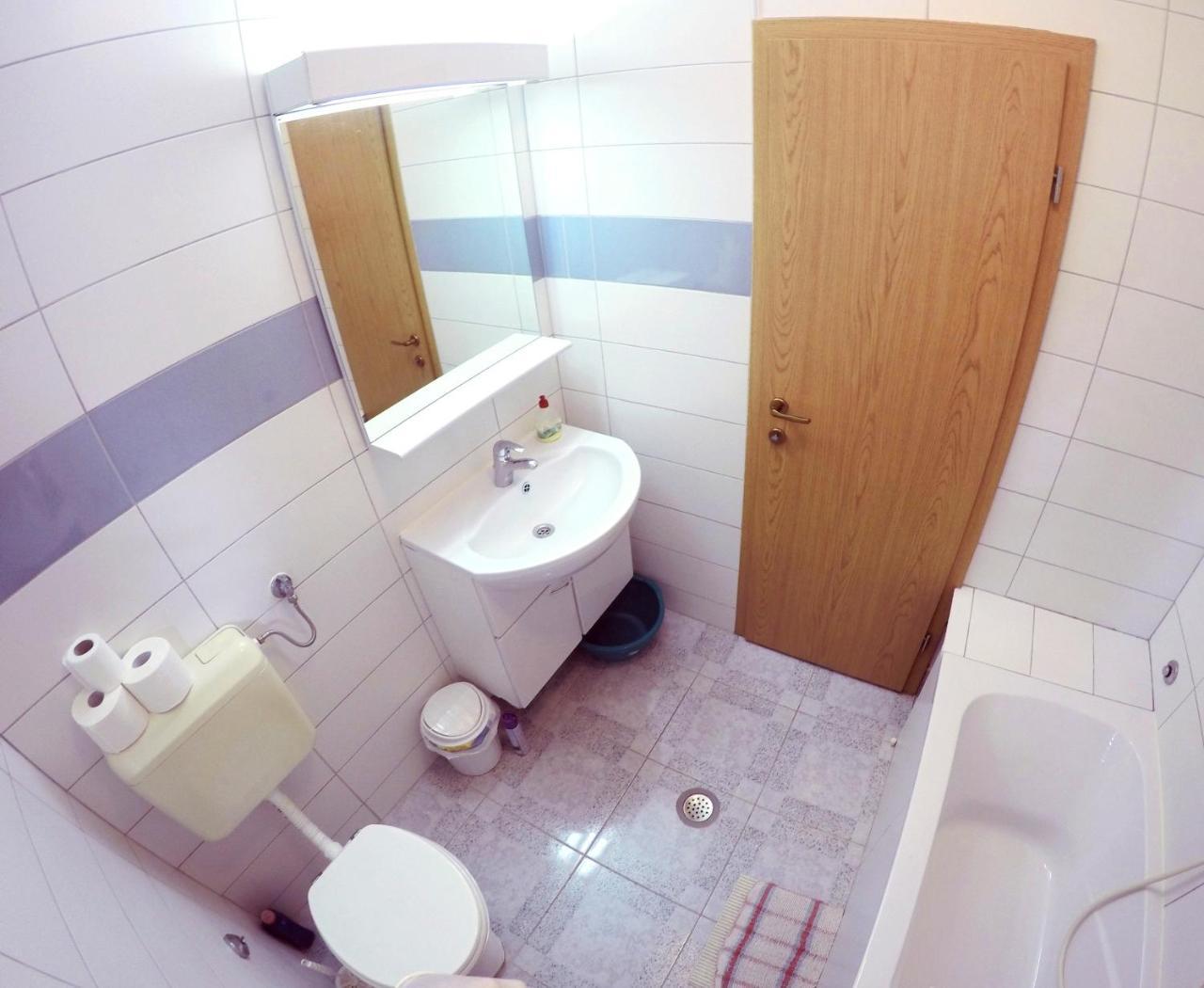 Blue City Apartment'S Repic Biograd Na Moru Ngoại thất bức ảnh